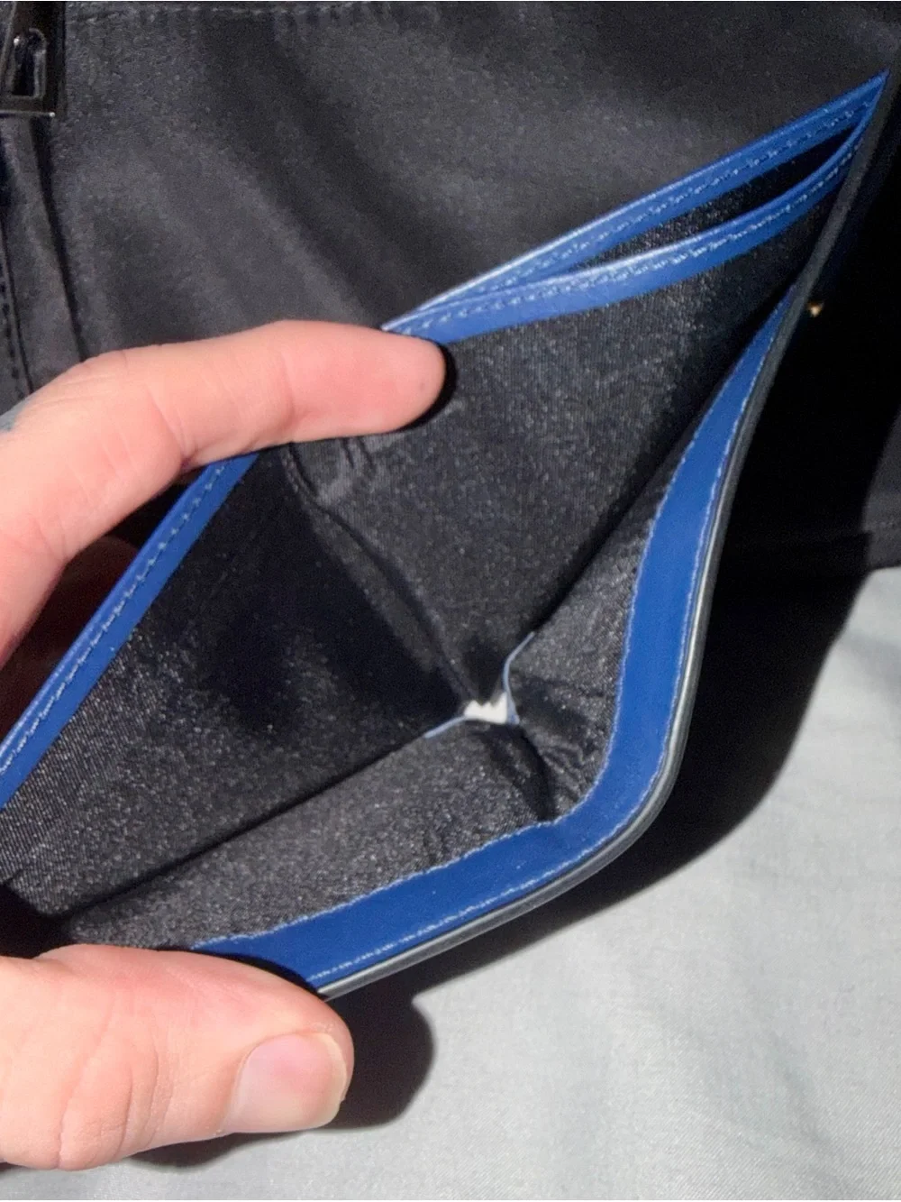Pre-Loved VERSACE Men’s Blue Wallet + Black Nylon Drawstring Backpack (Unused!)